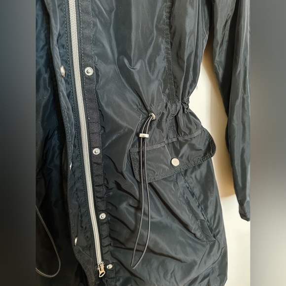 Olsen - Spring Long Hooded Jacket - Cinch Waist - Navy - Size 6 - Picture 3 of 10